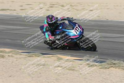 media/Oct-04-2025-CVMA (Sat) [[408bcdd6e4]]/Race 15-Femmewalla-Femmewalla UL/